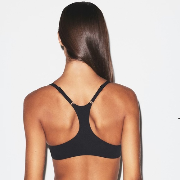 Skims Racerback Bra - Picture 2 of 5